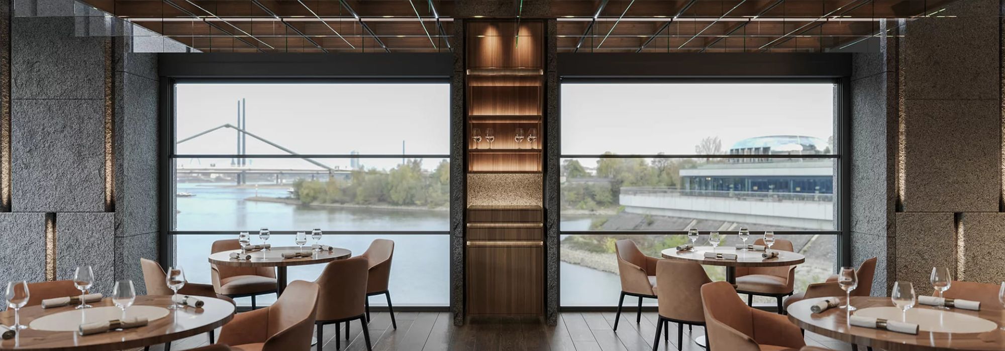  Guillotine Glass Systems